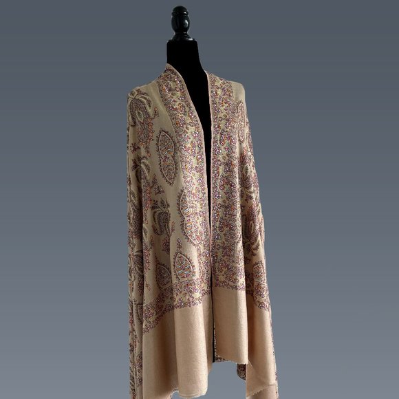 Large shoulder wrap | Elegant shoulder  wrap | Pure Cashmere Wrap, Travel Wrap - Picture 1 of 12